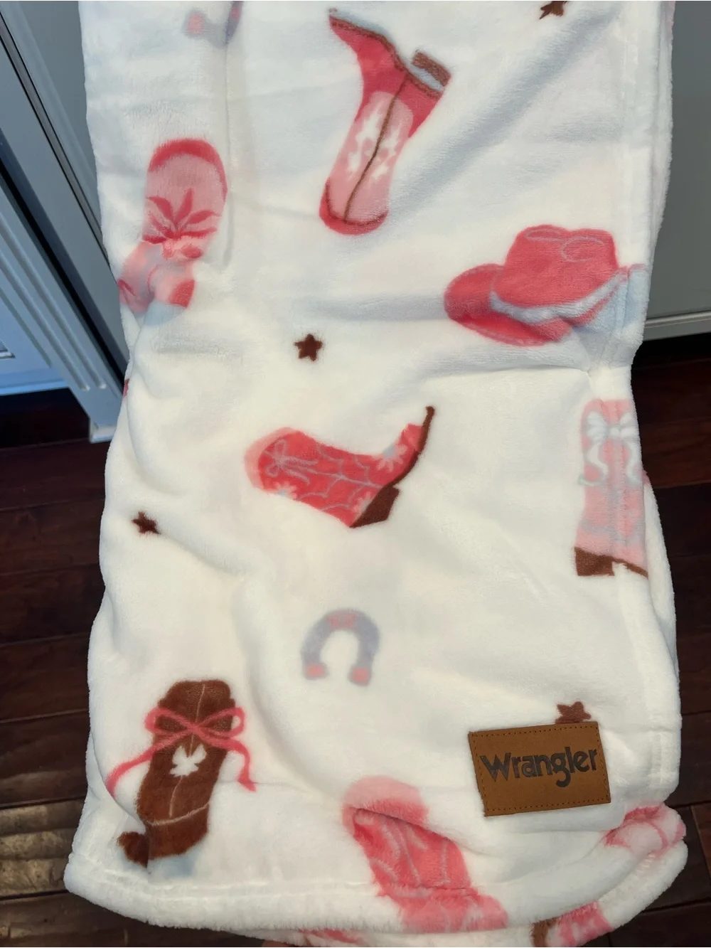 Wrangler Oversized Plush Throw Blanket- Pink & Brown Western Cowboy Boots
